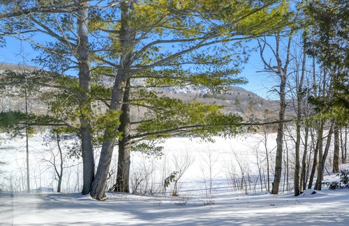 Aylmer House | Maison au Bord de L'eau à Coté du Parc de la Gatineau