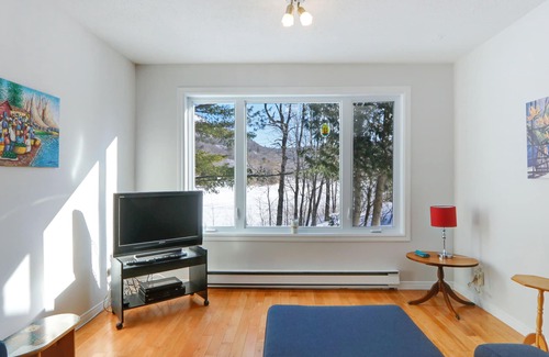 Aylmer House | Maison au Bord de L'eau à Coté du Parc de la Gatineau