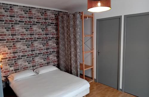 Saint-Denis-de-Pile House | Maison au bord de l'eau et au calme pour les vacances