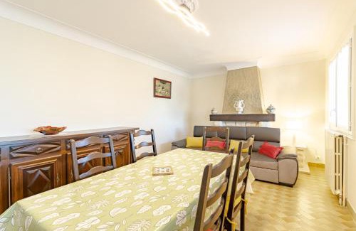 Saint-Andre-de-Double House | Maison au calme et piscine privée