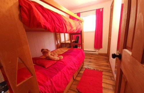 Barraute Apartment | Maison au Pied du Mont Video