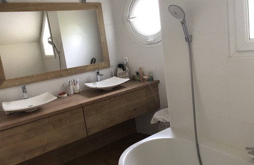 Crolles House | Maison au Pieds des Alpes