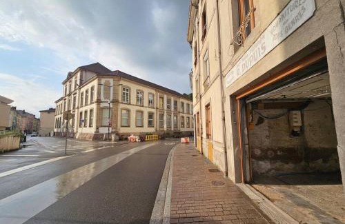 Epinal Apartment | Maison avec garage et terrasse quartier historique