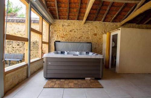 Saint-Avit-Riviere House | Maison avec jacuzzi partagé, jardin et garage près de Monpazier - FR-1-616-87