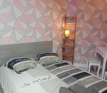 Carbonne Bed & Breakfast | Maison avec piscine, Ker Animheart