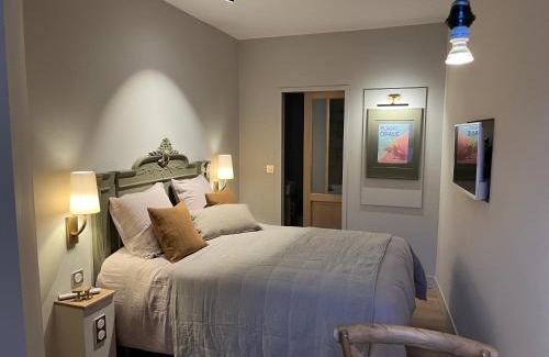 Bethune Bed & Breakfast | Maison Baudry Bethune - Bedroom