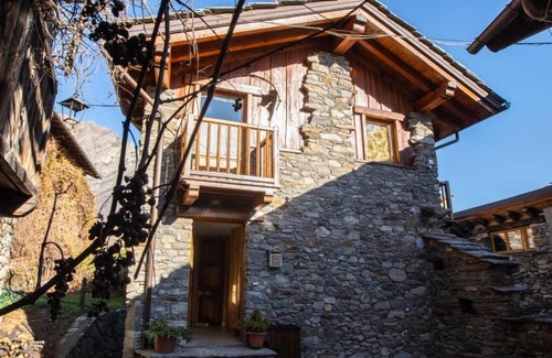 Perloz House | Maison Benvenuto - VACANZE IN MONTAGNA