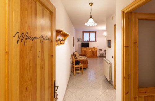 Casteldelfino Apartment | Maison Bertines I