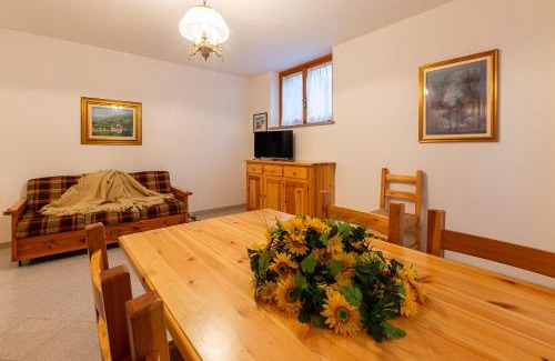 Casteldelfino Apartment | Maison Bertines I