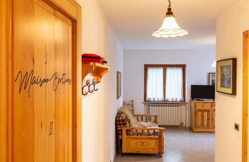 Casteldelfino Apartment | Maison Bertines II