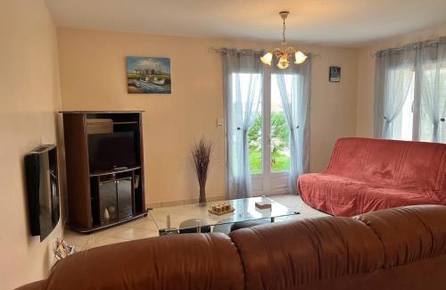 LʼAiguillon-sur-Mer House | Maison calme proche plage avec jardin - 6 pers, 88m², 2 chambres - FR-1-194-277