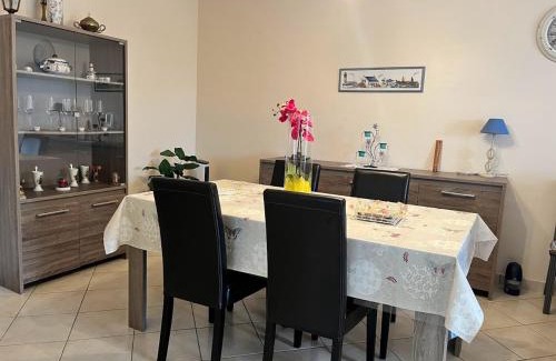 LʼAiguillon-sur-Mer House | Maison calme proche plage avec jardin - 6 pers, 88m², 2 chambres - FR-1-194-277