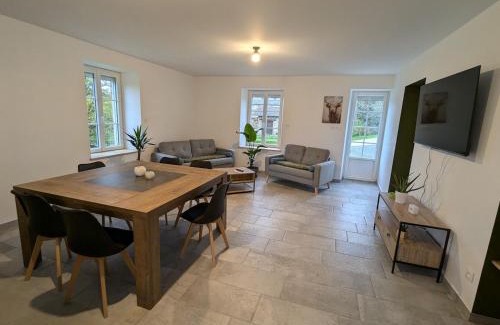 Flacey House | Maison chaleureuse avec Wifi à Sainte-Barbe - FR-1-589-753