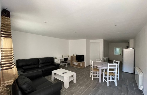 Lasbordes House | Maison Chaleureuse