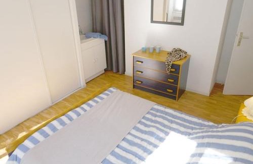 Bagneres-de-Luchon House | Maison Charmante 6 Pers, 3 Ch, Terrasse, Jardin, Proche Marché et Télécabine à Luchon - FR-1-313-158