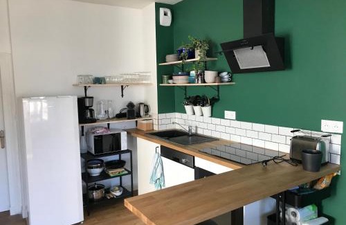 Bain-de-Bretagne Apartment | Maison Chiche