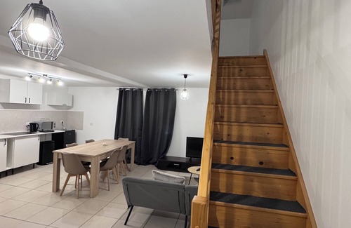 Troyes House | Maison Confort- Near downtown -Troyes- Free Parking