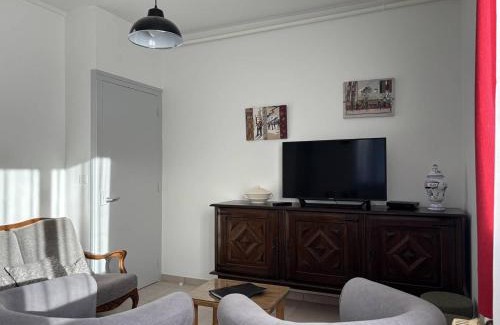 Villard-de-Lans House | Maison confortable à Villard-de-Lans - 8 couchages, WiFi, parking gratuit, proche des pistes et du centre. - FR-1-548-5