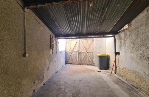 Chabris House | Maison confortable près des Châteaux de la Loire et Zoo de Beauval avec cour et parking privé - FR-1-591-367