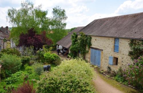 Souvigny House | Maison confortable Souvigny + Jardin