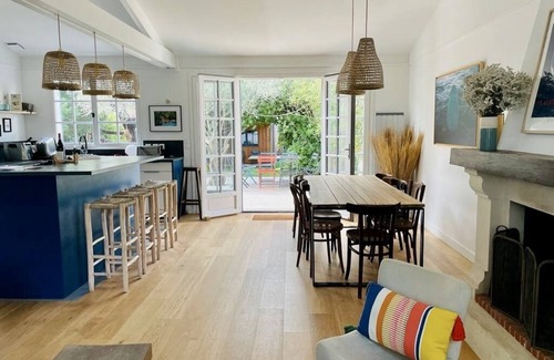 Prefailles Villa | Maison D'amis Proche de la mer