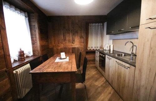 Charvensod Apartment | Maison D'Antan Alloggio ad uso turistico VDA CHARVENSOD n 0022