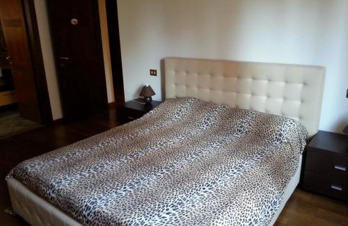 Seregno Apartment | Maison d'Elite