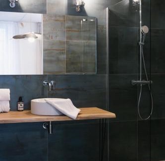 Villefranche-de-Rouergue Apartment | Maison des Cassiers By Les Fleurines
