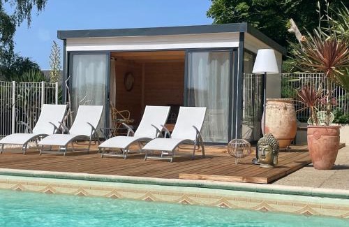 Pouzauges Bed & Breakfast | Maison d'hôtes et gîtes La Chouannerie à côté du parc du Puy duFou