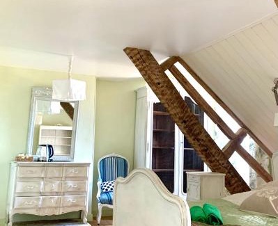 Maure-de-Bretagne Bed & Breakfast | Maison d'Hôtes Château de La Lambardais