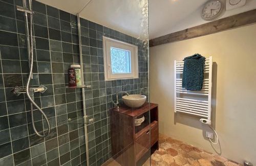 Provins Bed & Breakfast | Maison d'hôtes L'ormerie- Au coeur de la ville médiévale