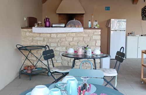 Saint-Didier House | Maison d'Hôtes La Chêneraie