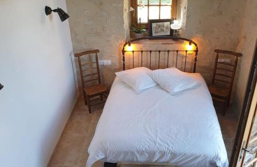 Bazouges-sur-le-Loir Bed & Breakfast | Maison d'hôtes près de La Flèche - Animaux Admis - Petit-déjeuner Inclus - FR-1-410-477