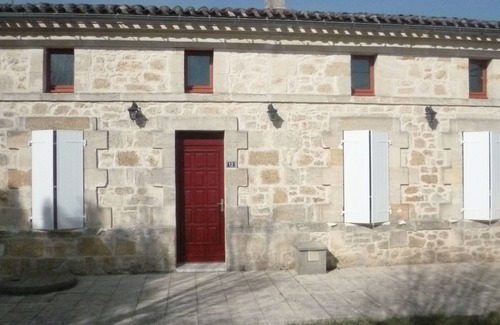 Cavignac House | Maison de Campagne Avec Grand Jardin et Terrasse Parking Prive Ferme