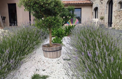 Cuneges House | Maison de Campagne