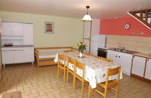 Lorcieres House | Maison de caractère 2 chambres, jardin, animaux acceptés - FR-1-742-353