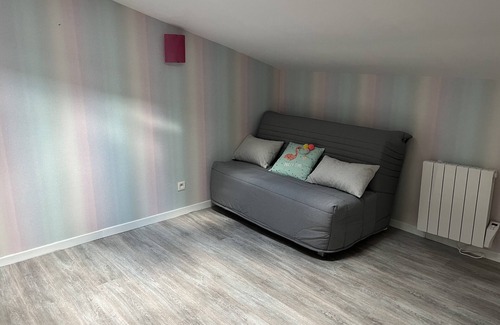 Nerac House | Maison de Charme Avec spa et Patio Privé