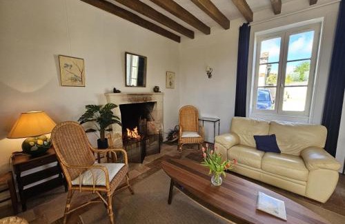 Parcay-sur-Vienne House | Maison de charme avec jardin clos près des vignobles - FR-1-381-262
