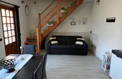 Lezzeno House | Maison de Denise