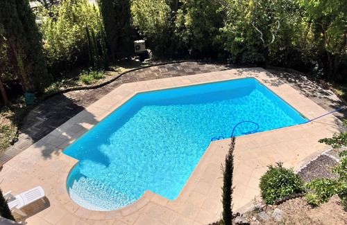 Allegre Les Fumades House | Maison de Famille 17ème Siècle à 30min D'uzes