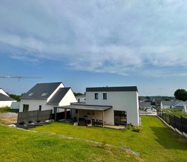 Arzal House | Maison de l'écluse