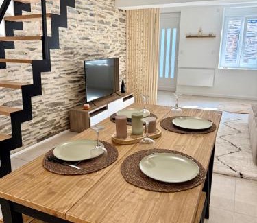 Fumay House | Maison de l'Ardoise