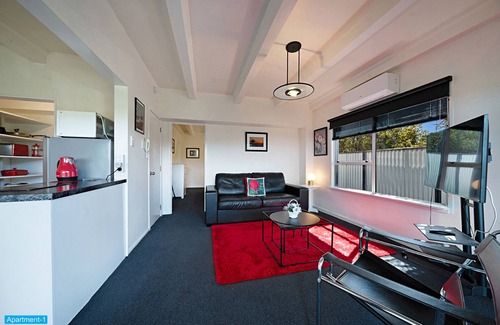 Swanson Hotel | Maison de Rose