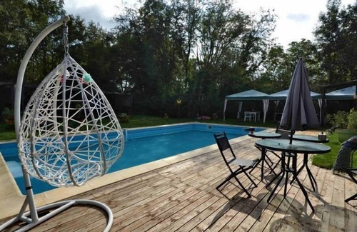 Malay House | Maison de Vacances Avec Piscine Pour 12 Personnes