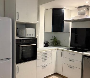 Val-de-Reuil Apartment | Maison des Compagnons