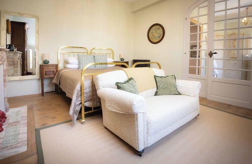 Carcassonne Bed & Breakfast | Maison du canal du midi