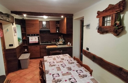 Maen Apartment | Maison du Soleil - a stone's throw from the sky, for those who love skiing and more