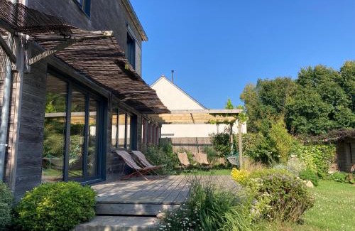 Ferel House | Maison en bois à la campagne proche vilaine