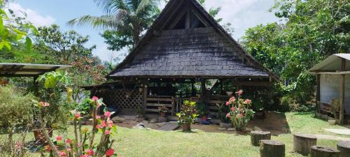 Mana House | Maison en bord de rivière