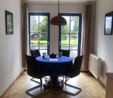 Chemnitz Apartment | Maison Euba am Zeisigwald